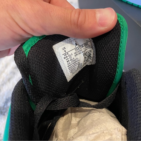 Mens Air Jordan 1 Low - Picture 3 of 6